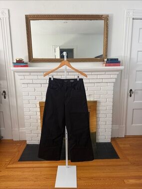 Good American Black CROPPED High-Rise Wide Leg Jeans Size 8/29 Inseam 26 1/2”